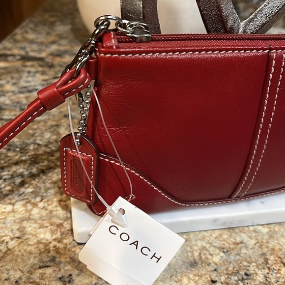 Coach NWT Red Wristlet - Picture 2 of 4